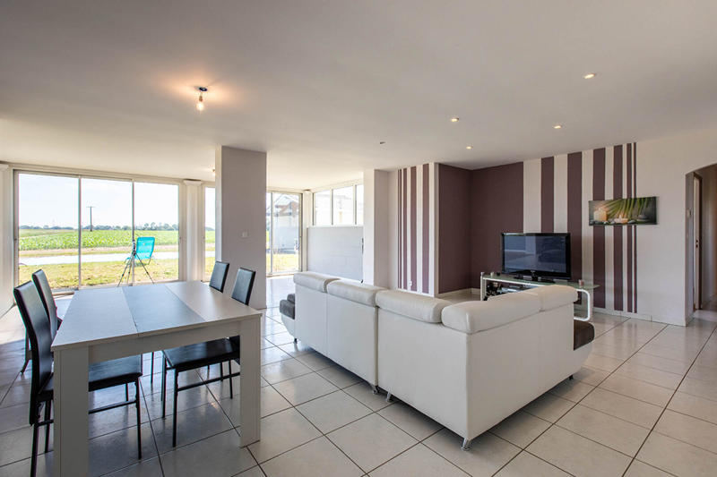 Maison - 140 m² - 5 pièces