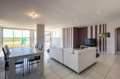 Maison - 140 m² - 5 pièces