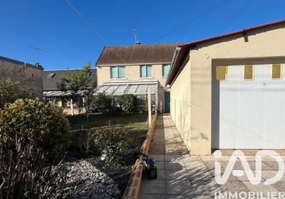 Maison - 107 m² - 4 pièces