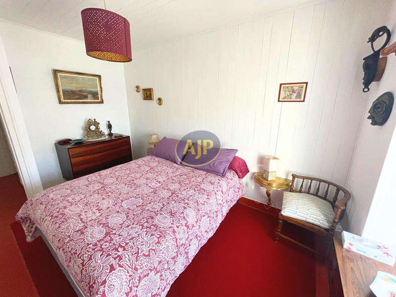 Maison - 94 m² - 5 pièces