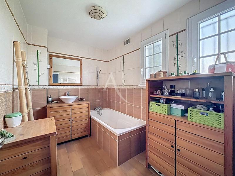 Maison - 130 m² - 5 pièces