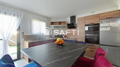 Maison - 94 m² - 4 pièces