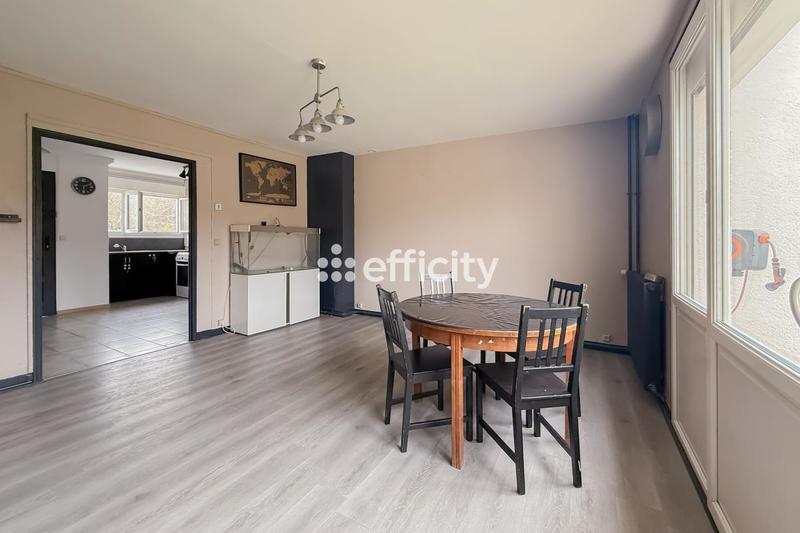 Maison - 80 m² - 4 pièces