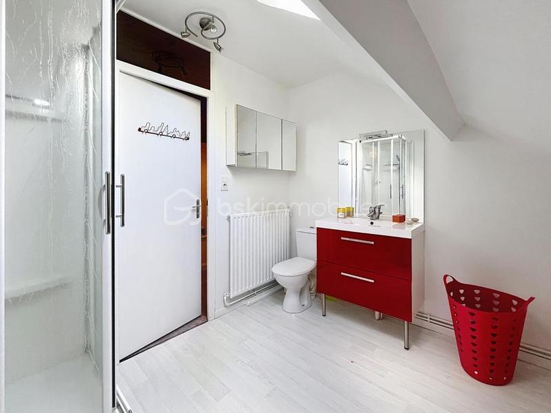 Propriété - 210 m² - 7 pièces