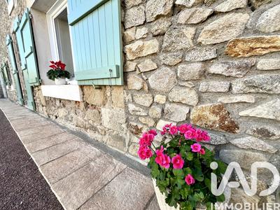 Maison - 102 m² - 5 pièces