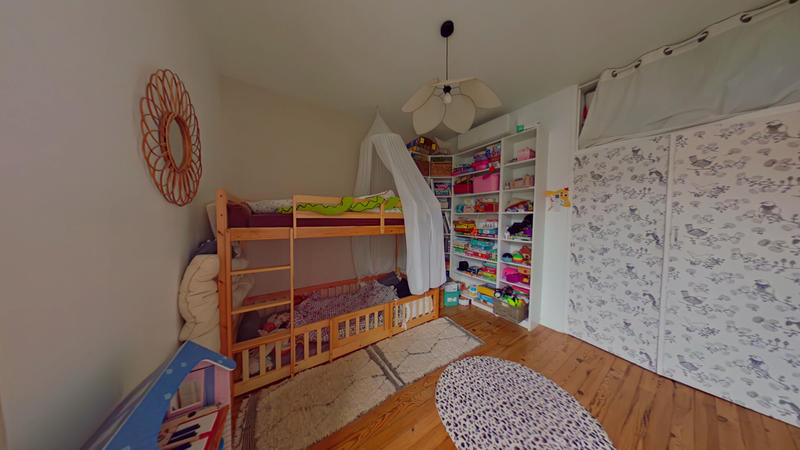 Maison - 95 m² - 4 pièces