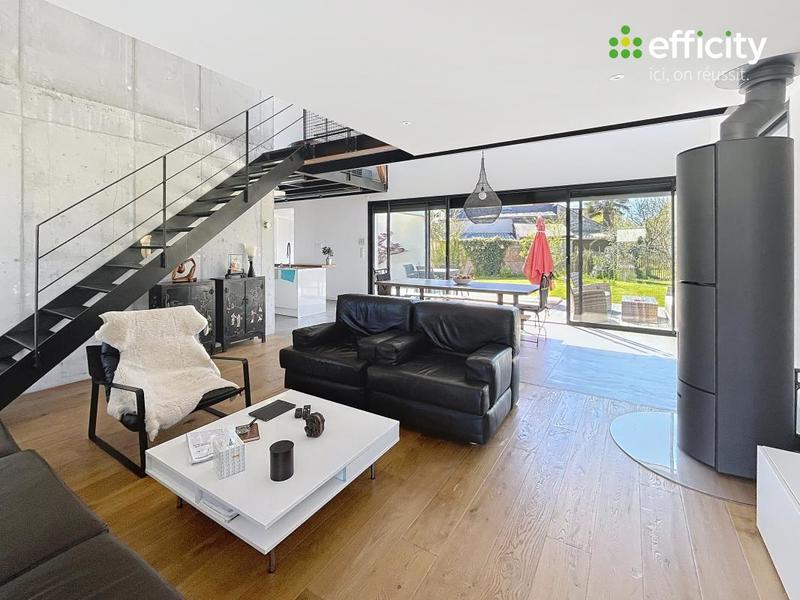 Maison - 155 m² - 4 pièces