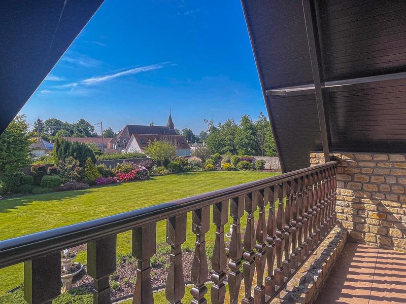 Maison en pierre - 295 m² - 8 pièces