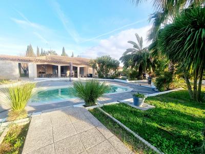 Maison - 91 m² - 6 pièces