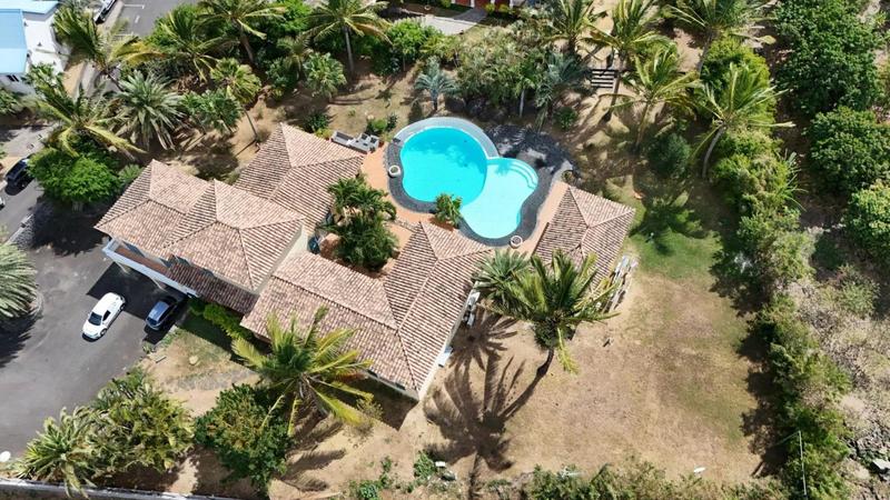 Demeure - 213 m² - 7 pièces