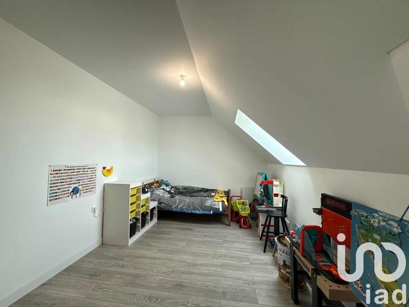 Maison - 97 m² - 5 pièces