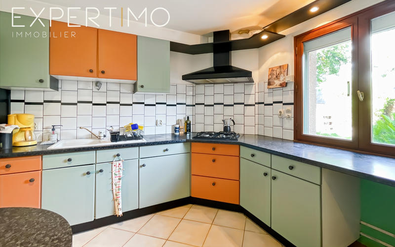 Maison - 121 m² - 6 pièces