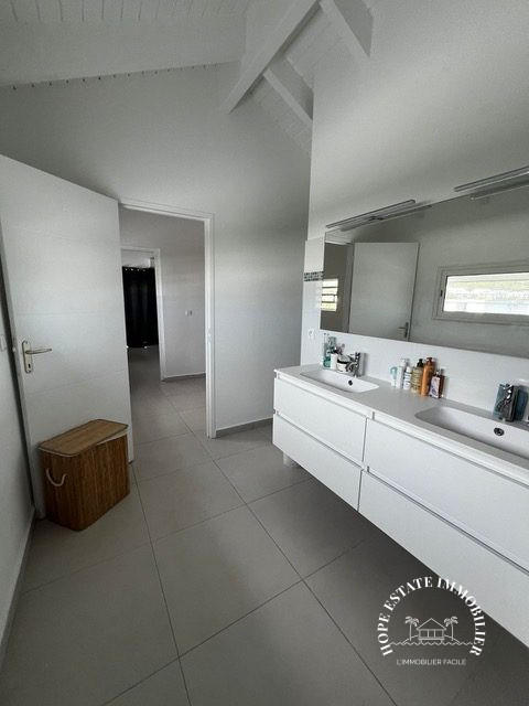 Villa - 105 m² - 4 pièces