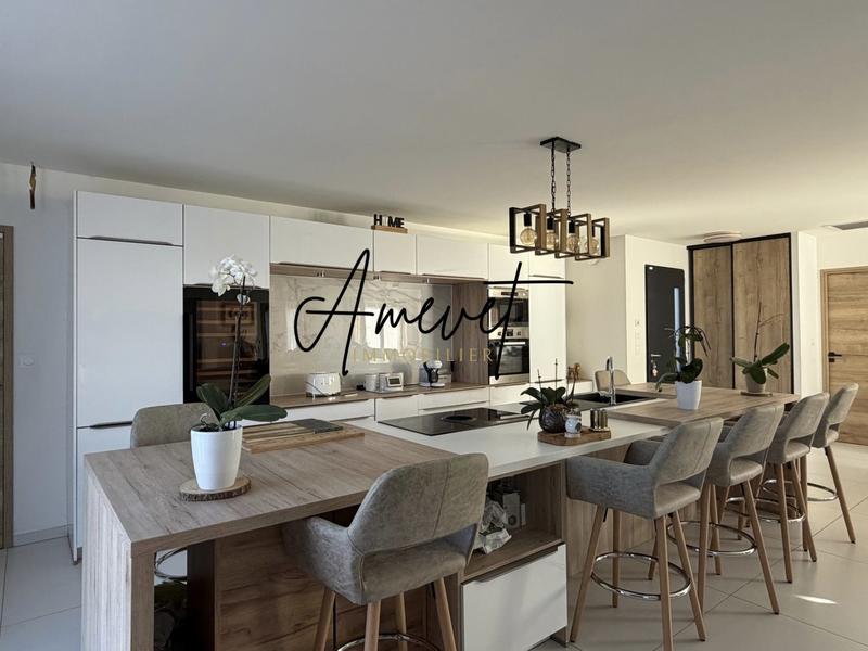 Maison - 150 m² - 6 pièces