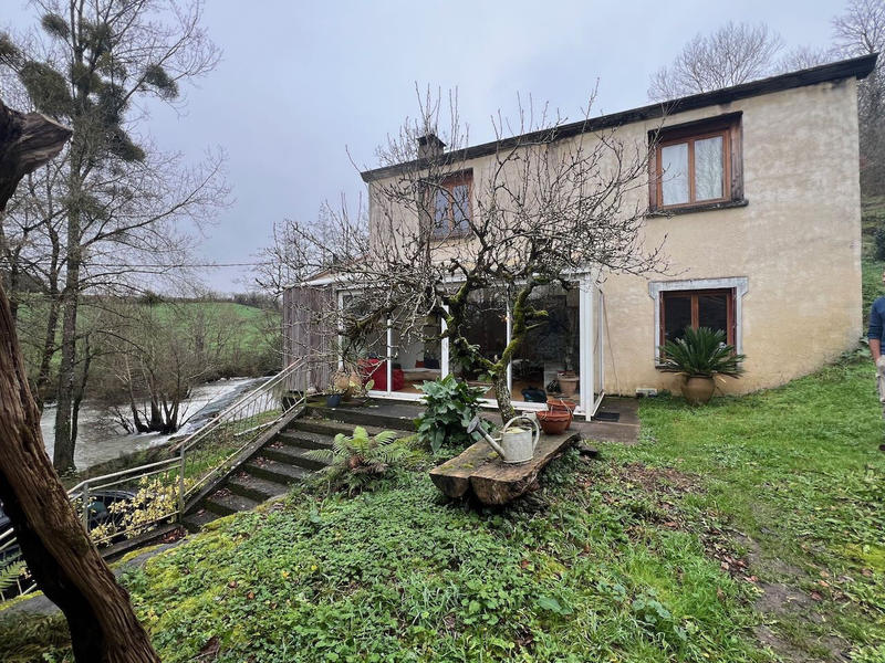 Maison - 95 m² - 4 pièces