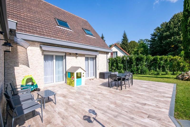 Maison - 226 m² - 5 pièces