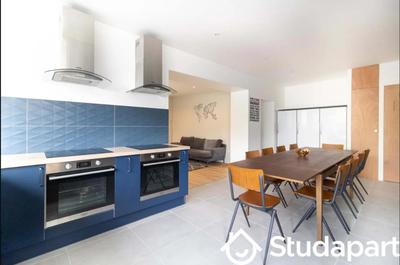 Chambre - 13 m² - 1 pièce