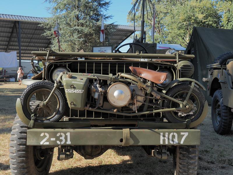 Salon d'antiquités militaires