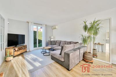 Maison - 87 m² - 5 pièces