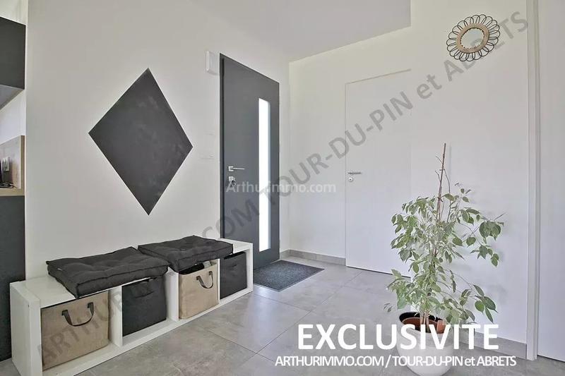 Maison - 99 m² - 4 pièces