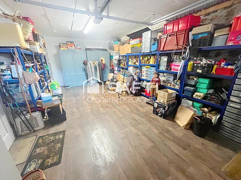 Maison - 207 m² - 9 pièces