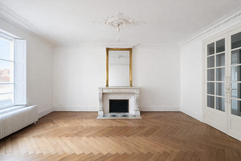 Appartement - 145 m² - 6 pièces