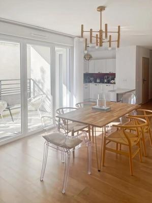 Appartement - 79 m² - 4 pièces