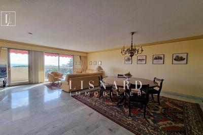 Appartement - 107 m² - 4 pièces