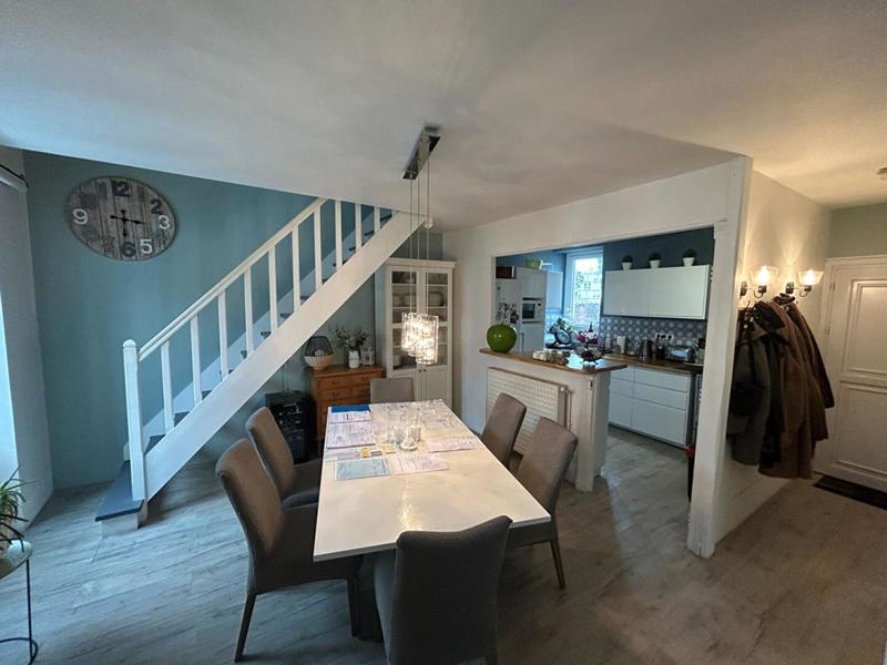 Immeuble - 236 m² - 10 pièces