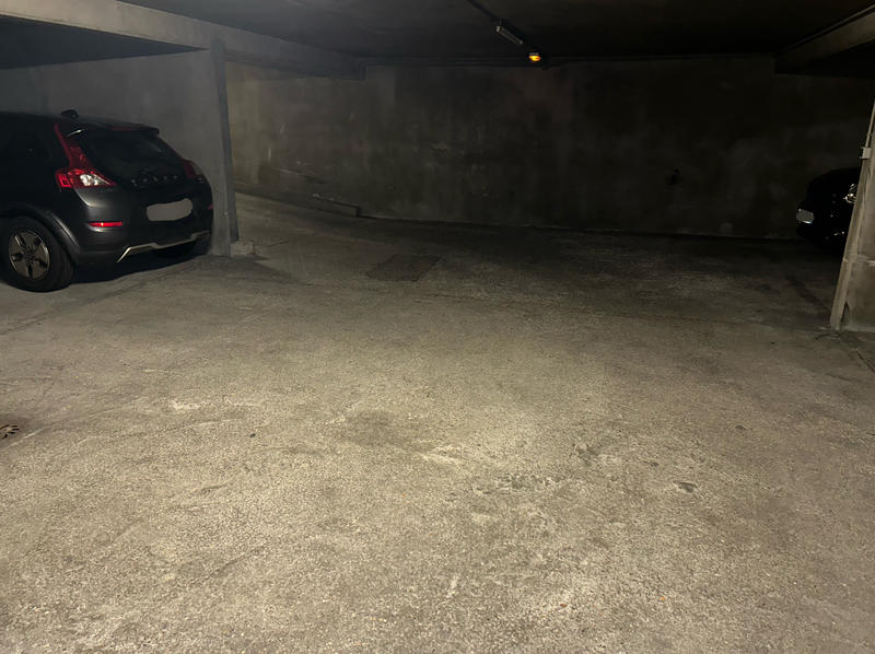 Parking / Garage - 11 m²
