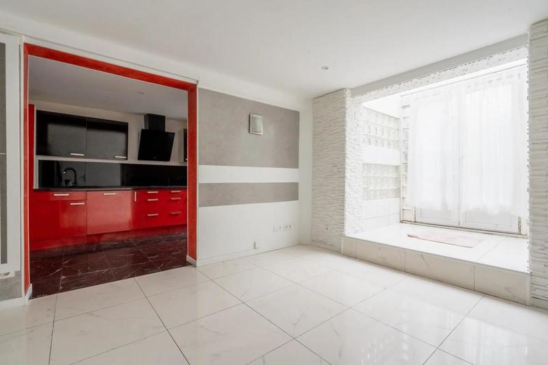 Maison - 94 m² - 4 pièces