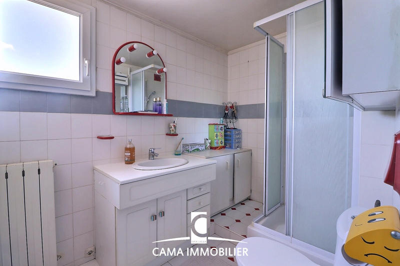 Maison - 164 m² - 7 pièces