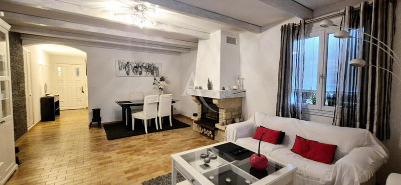 Maison - 87 m² - 4 pièces