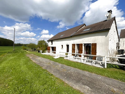 Maison - 144 m² - 5 pièces