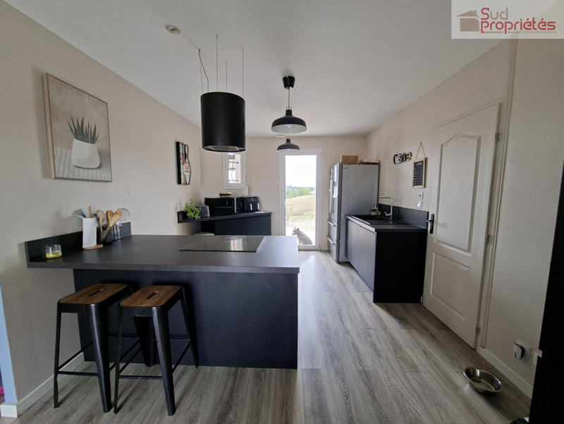 Maison - 85 m² - 3 pièces