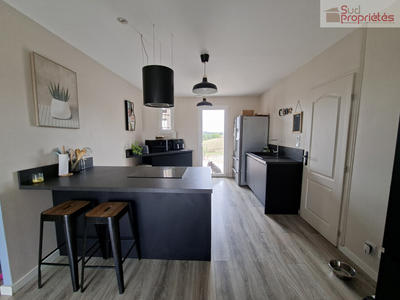 Maison - 85 m² - 3 pièces