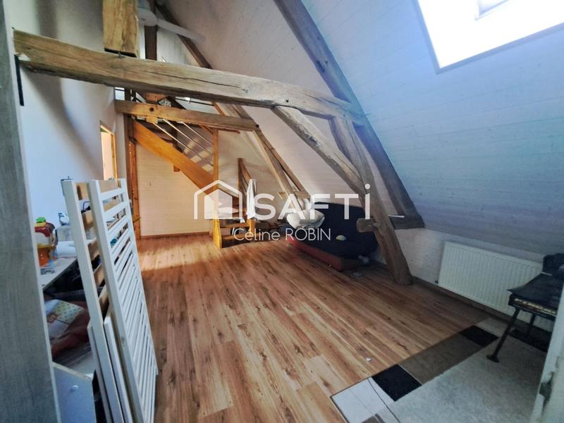 Maison - 220 m² - 9 pièces