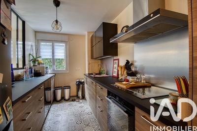 Appartement - 80 m² - 4 pièces