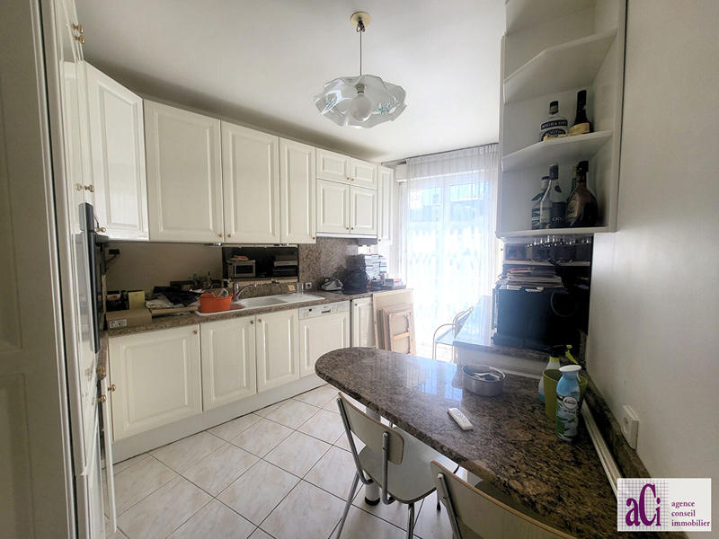 Appartement - 110 m² - 5 pièces