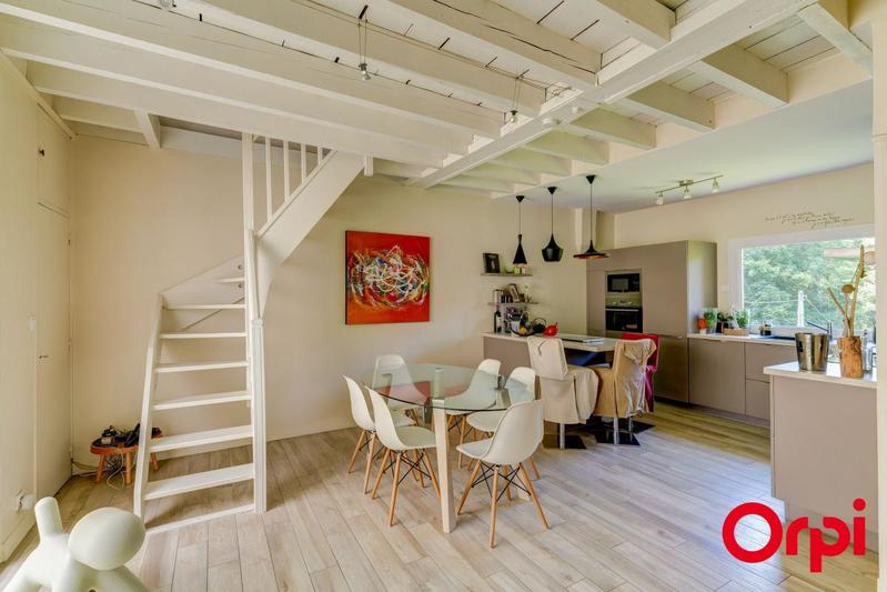 Maison - 200 m² - 6 pièces