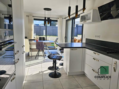 Maison contemporaine - 101 m² - 5 pièces