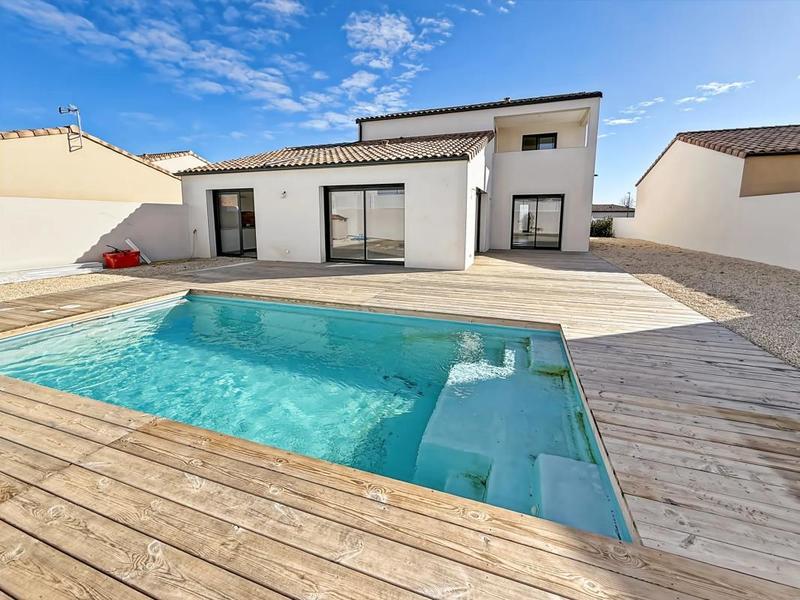 Maison - 138 m² - 4 pièces