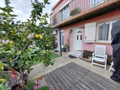 Maison - 94 m² - 5 pièces