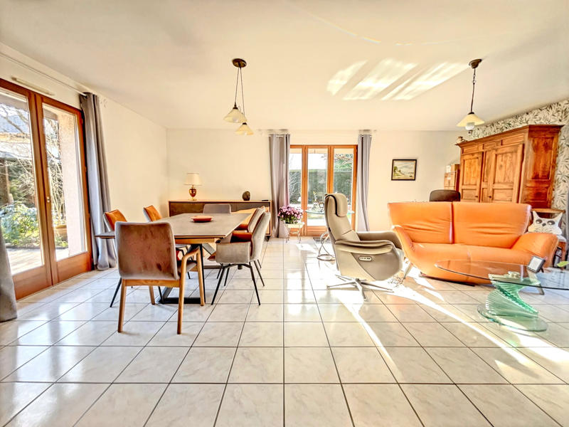 Maison - 163 m² - 6 pièces