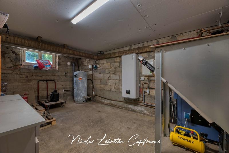 Maison - 187 m² - 8 pièces