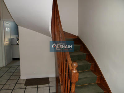 Maison - 239 m² - 7 pièces