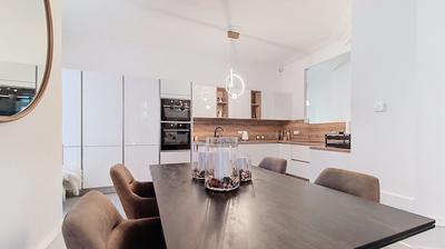 Appartement - 82 m² - 3 pièces