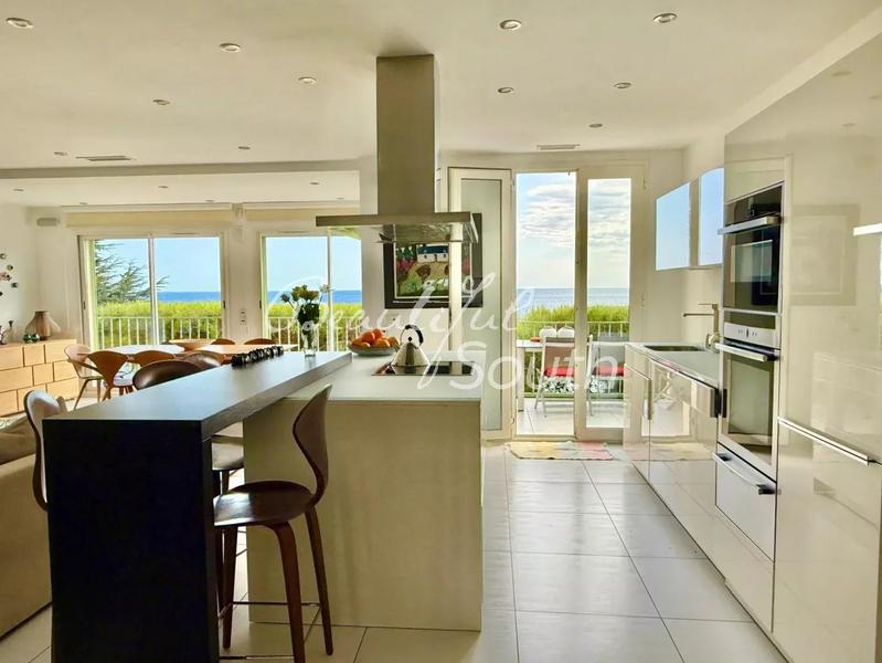 Villa - 159 m² - 6 pièces