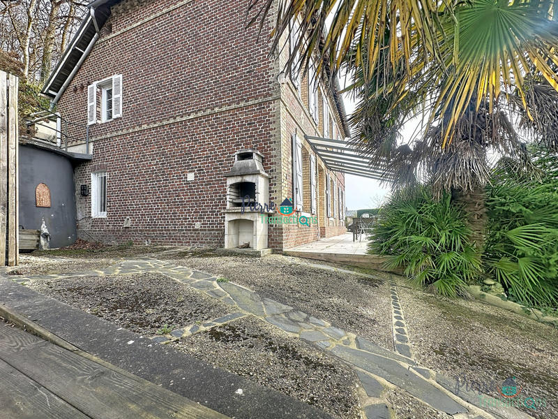 Maison - 152 m² - 5 pièces