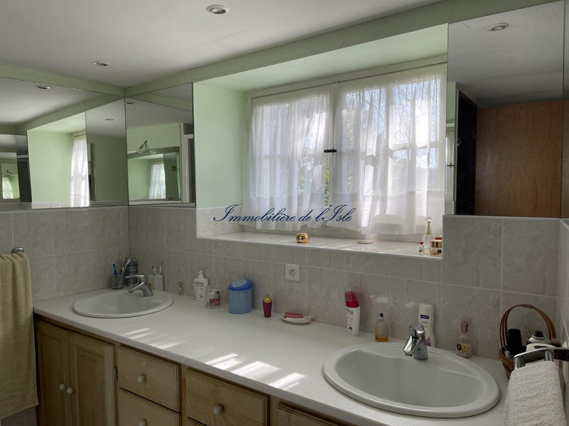 Maison - 155 m² - 7 pièces